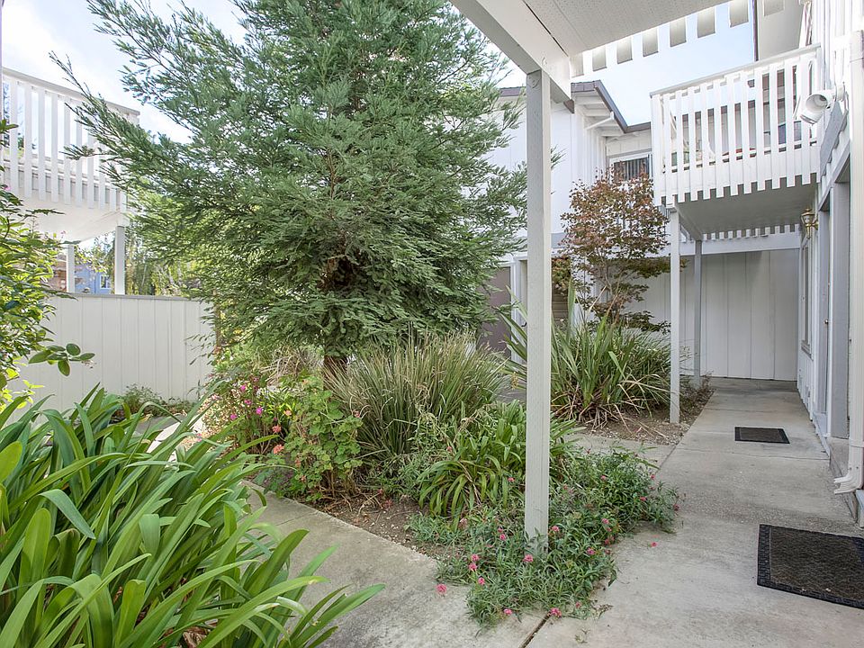 1st image of 655 Reseda Dr APT 15