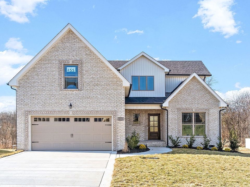1st image of 228 Bluebriar Trce
