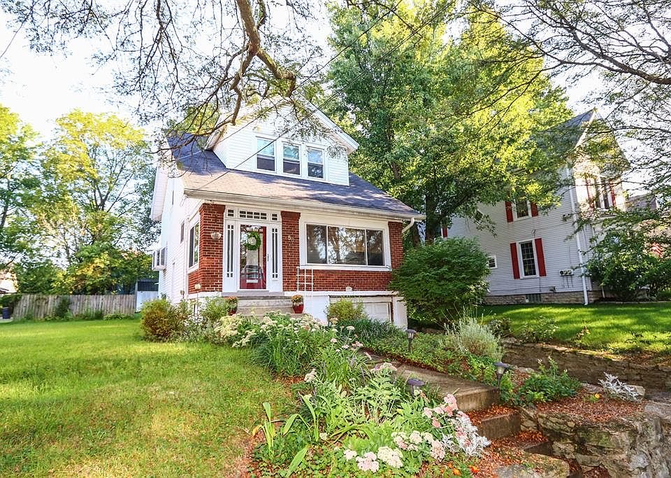 1st image of 56 Hillsdale Ave