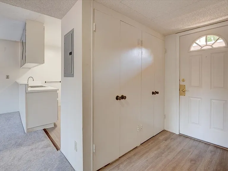4012 Valeta St #302 — Photo 3