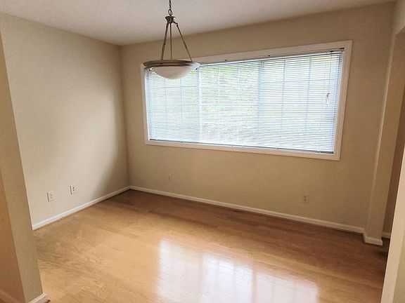 Dining or flex space