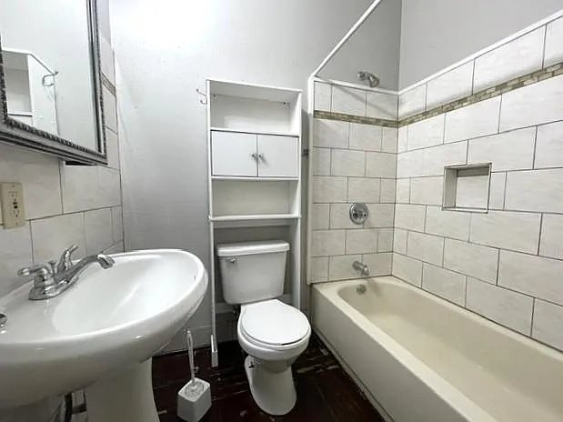 610 Church St — Photo 10