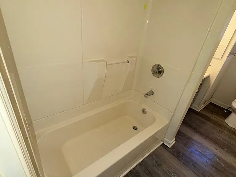 138 Main St — Photo 7