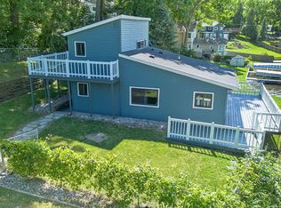 7017 Whitney Woods Rd, Fenton, MI 48430