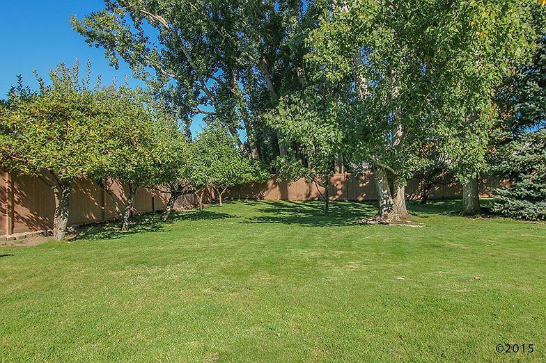 2nd image of 9915 N Sundance Dr