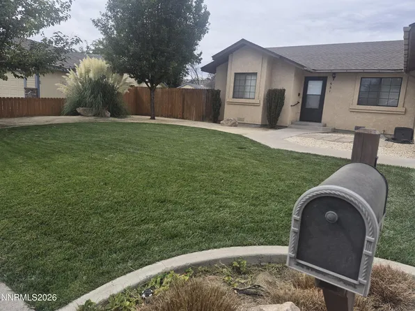 551 Meadow Glen Dr, Fallon, NV 89406