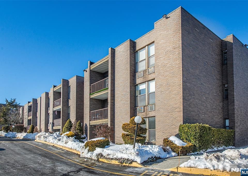 1st image of 355 E River Rd #H