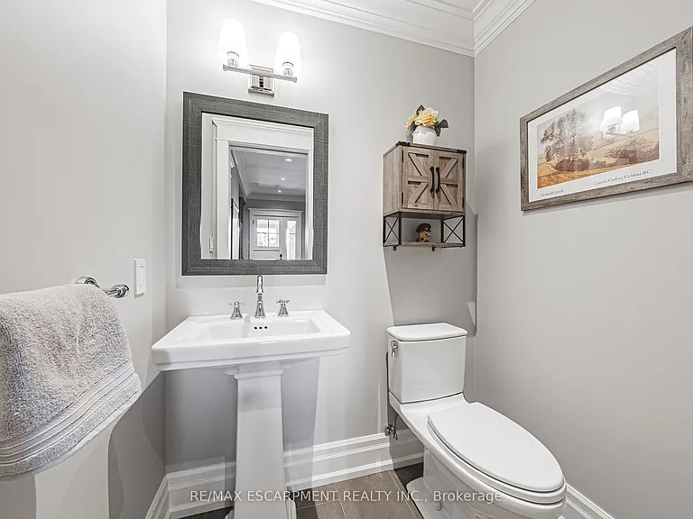 597 Old York Rd — Photo 25