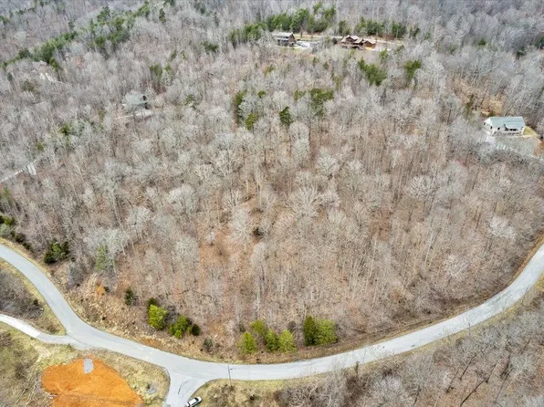 535 Whistle Valley Rd, New Tazewell, TN 37825