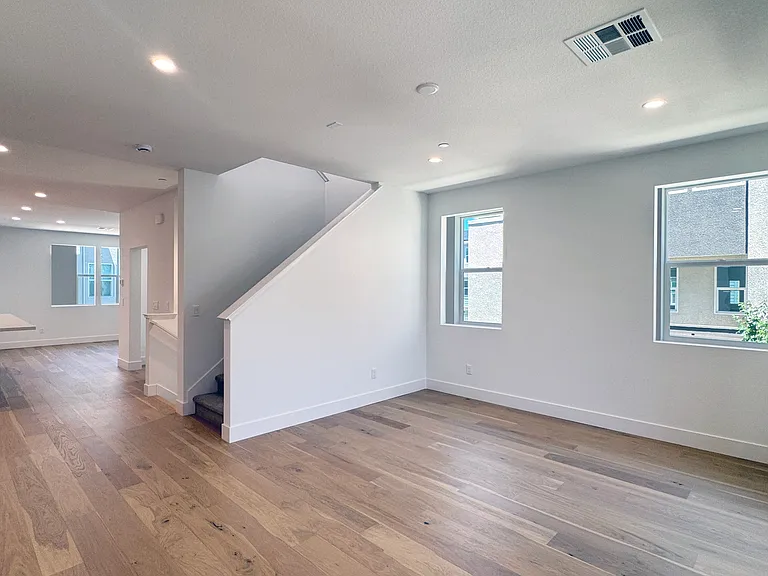 5017 Seashell Ter — Photo 15