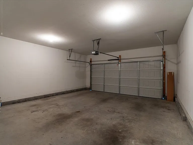 8543 Red Deer Ln — Photo 23