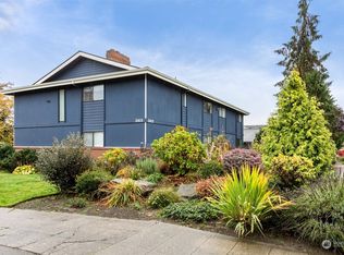 3401 Oakes Ave APT 6, Everett, WA 98201