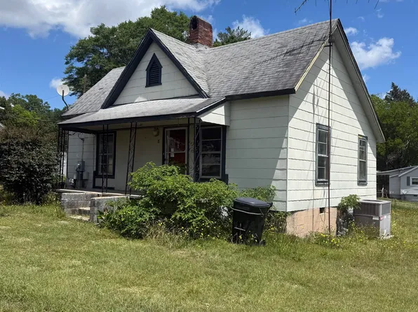 8 Ansel St, Drayton, SC 29333