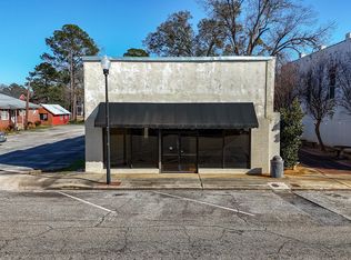 226 N Main St, Dawson, GA 39842