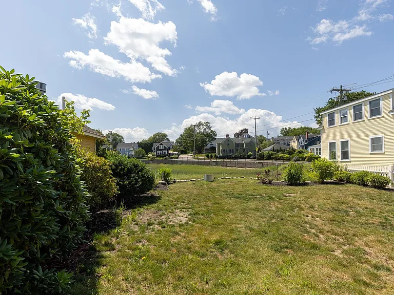 18 Walden St — Photo 31