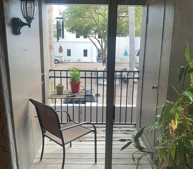 607 S Westland Ave #8 — Photo 12