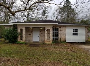 1417 Riverside Dr, Gautier, MS 39553