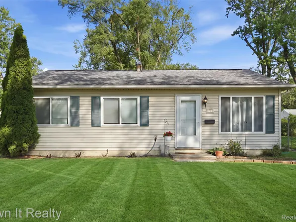 1771 Knowles St, Ypsilanti, MI 48198
