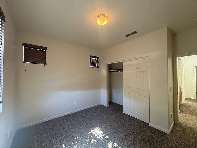 3564 Sarasota Ave — Photo 15