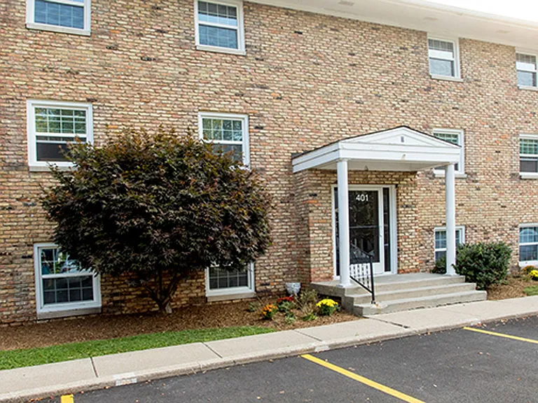 Fox Village Apartment Homes — Photo 18