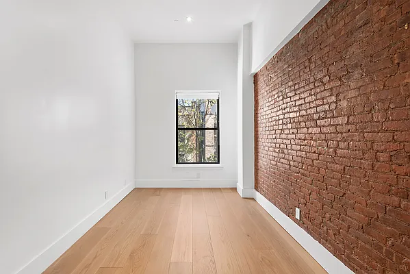 Sold by Christie's International Real Estate Group, LLC | media 9