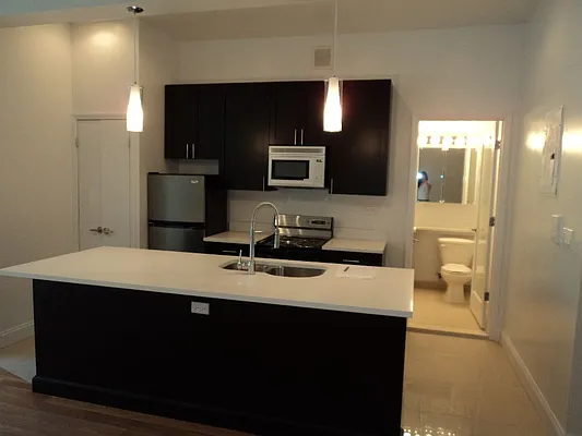 Rented by Sky Management | media 38