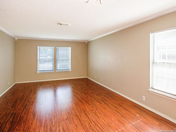 3rd image of 6611 MEADOW FAWN DR