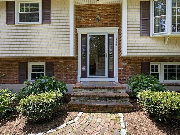 2nd image of 416 Ipswich Rd