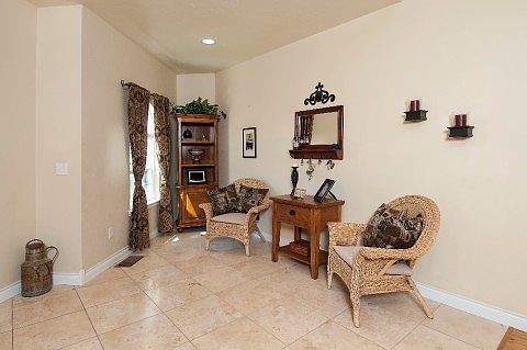 2nd image of 2623 Foxglove Ct
