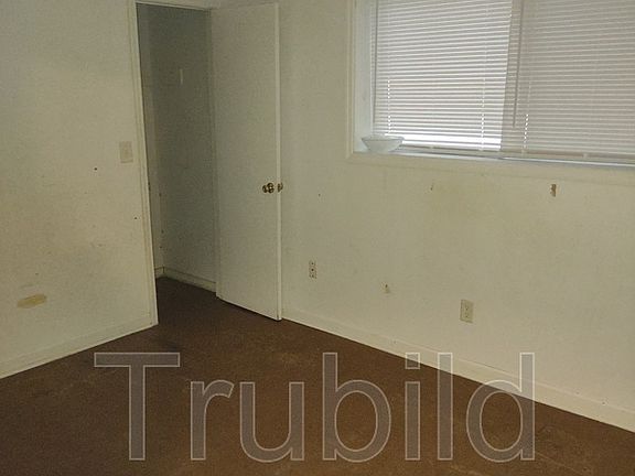 2nd image of 2906 Alabama Dr Unit B