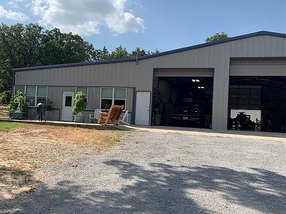 3rd image of 15095 SE County Road 2350