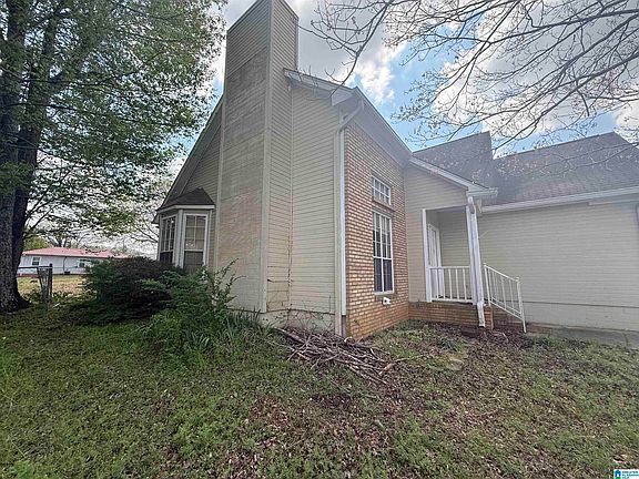 3rd image of 6815 Ridgeline Way