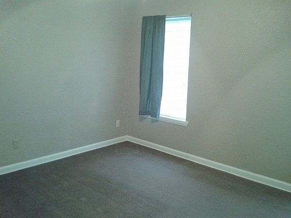 2nd image of 1004 13th St N