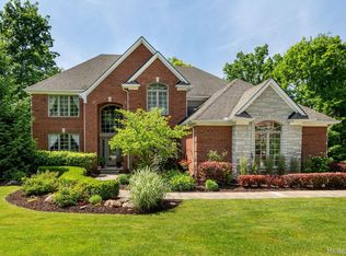 8631 Hidden Acre Ct, Clarkston, MI 48348