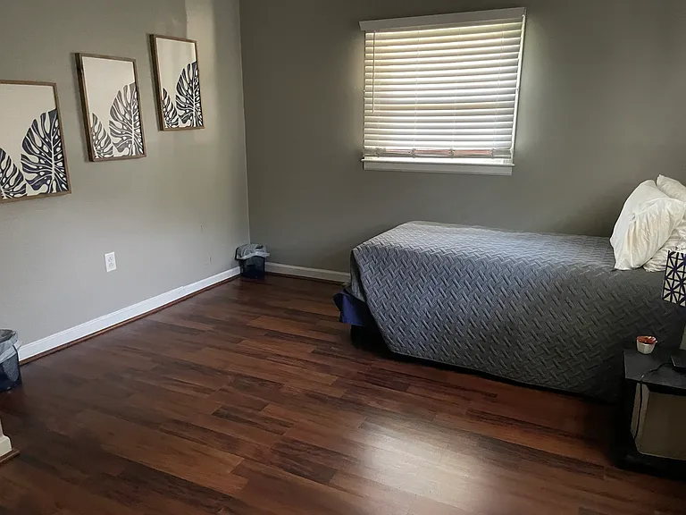 1000 Fairfield Dr — Photo 16