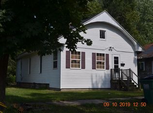 565 Clay St, Benton Harbor, MI 49022
