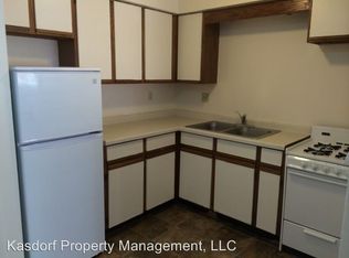 907 N 26th St APT 100, Milwaukee, WI 53233