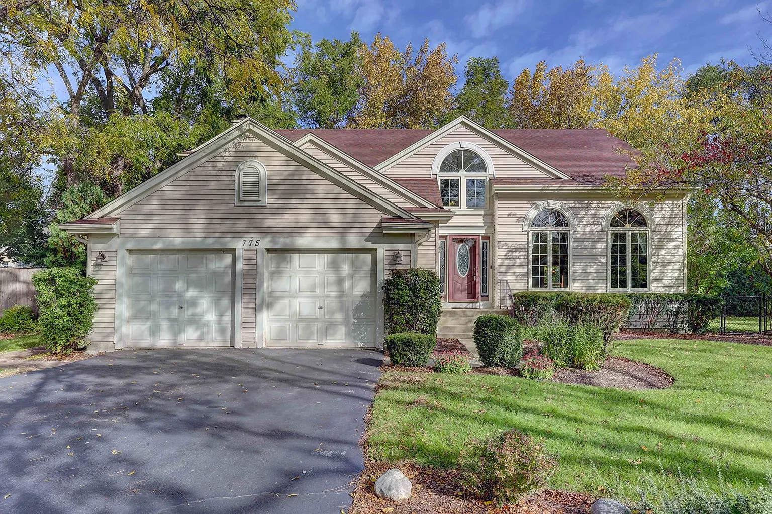 775 Williams Way photo 1