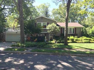 819 Traymore Pkwy, Absecon, NJ 08201