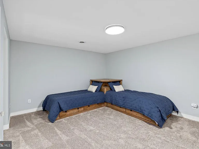12620 Chewning Ln — Photo 32