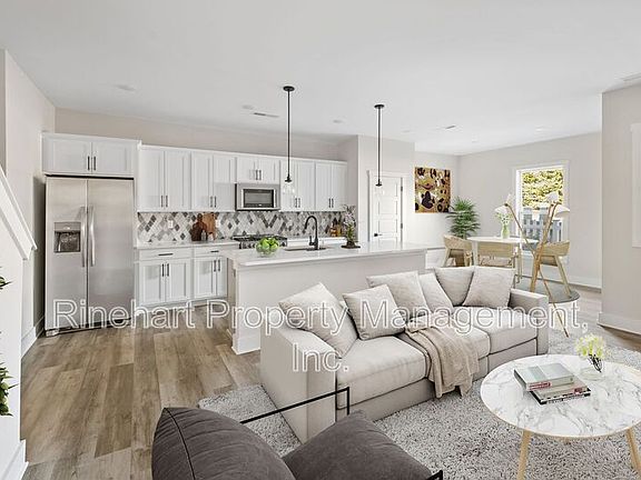 4th image of 676 Herlong Ave