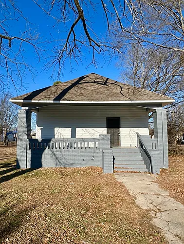 6820 Division Ave Photo 1