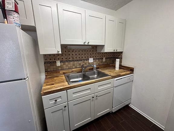 5th image of 1600 Big Tree Rd APT M5