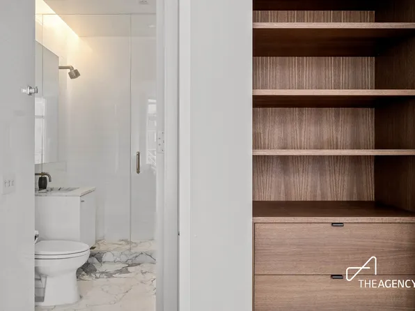 200 East 32nd Street image 7 of 16