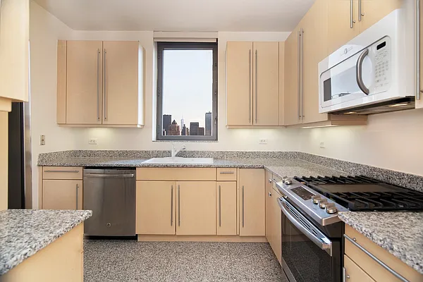 Rented by Brown Harris Stevens | media 3