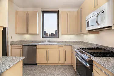 Rented by Brown Harris Stevens