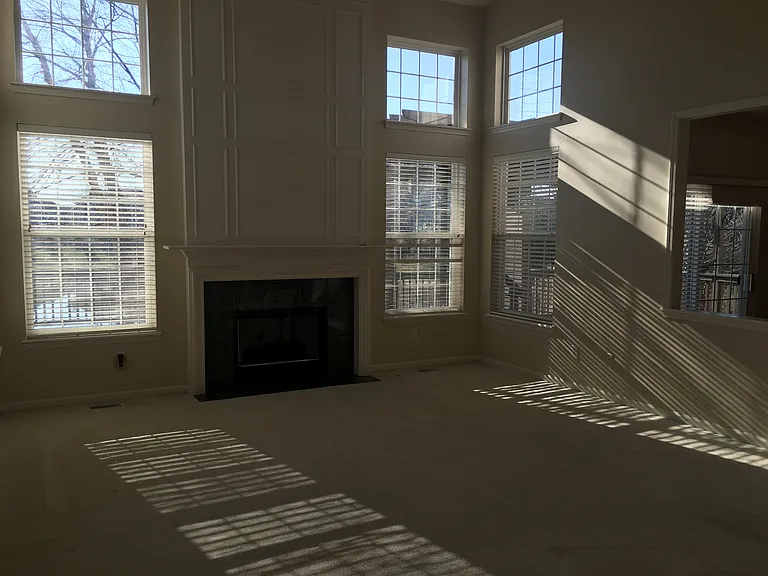 1473 Sweet Saddle Ct — Photo 18
