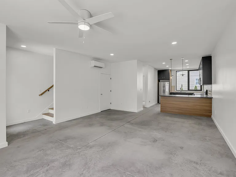 2227 Bailey Ave — Photo 13