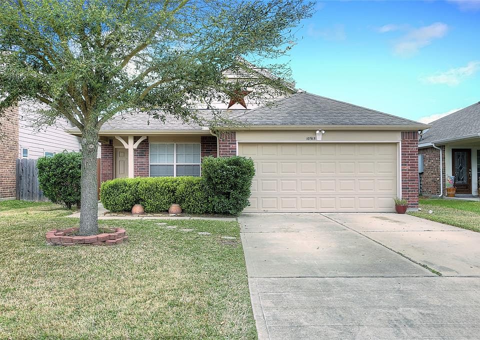 1st image of 10915 Barker View Dr