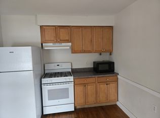 122 Bacon St APT B, Waltham, MA 02451